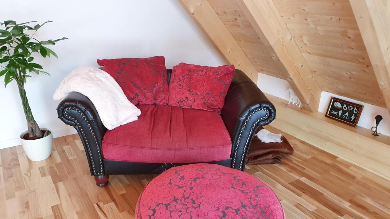 Vila Lesna House With A Garden 2 Minutes From The Center Of The Tatras Nova Lesna Luaran gambar
